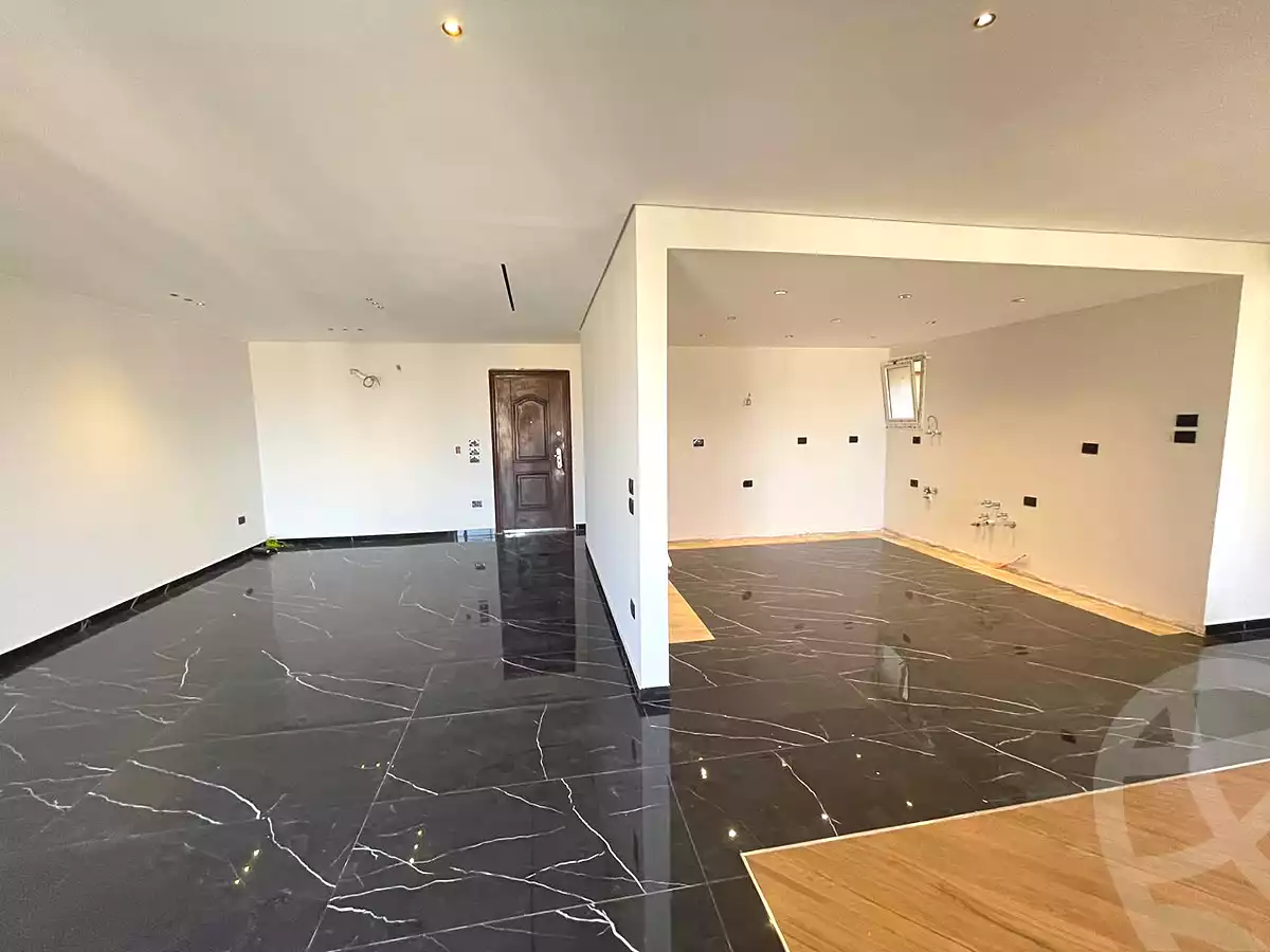 شقة بـ٣ غرف نوم في ذا سكوير، صورة ٤ من ١٢