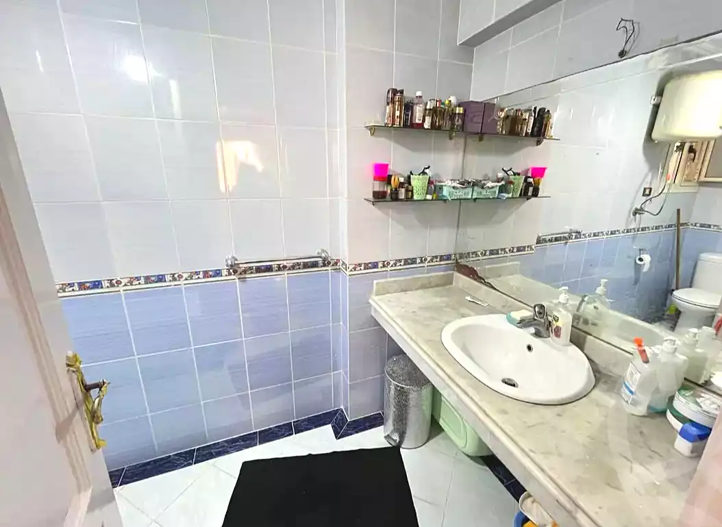 https://aqarmap.com.eg/ar/listing/7229741-for-sale-alexandria-ganaklis