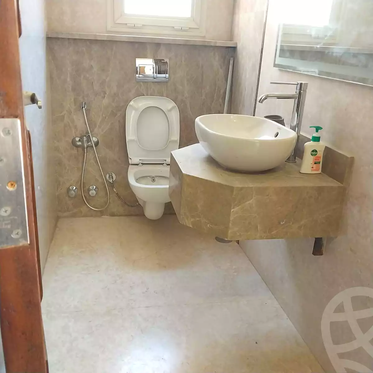 https://aqarmap.com.eg/ar/listing/7230591-for-rent-cairo-new-cairo-compounds-byljyw