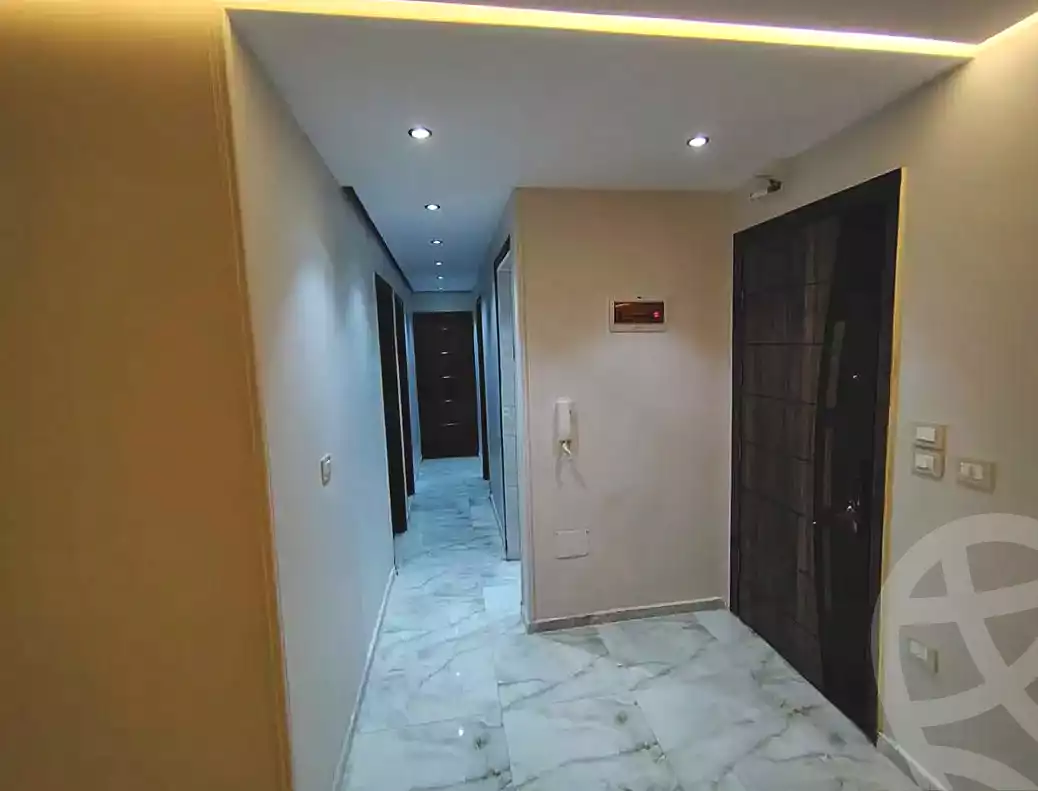 https://aqarmap.com.eg/en/listing/7229722-for-rent-alexandria-moharram-bey