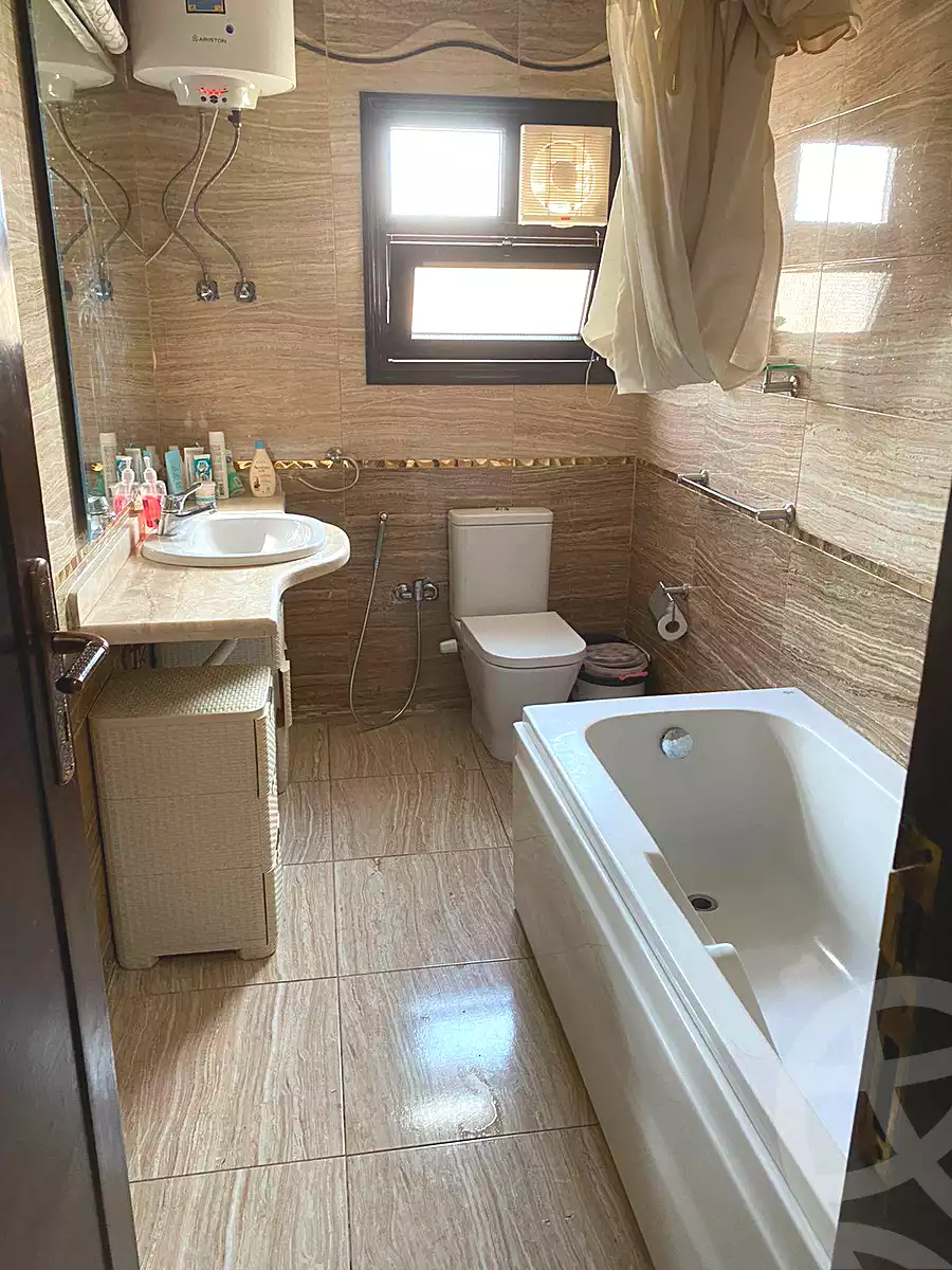 https://aqarmap.com.eg/ar/listing/7231096-for-rent-cairo-new-cairo-el-ahyaa-fifth-neighborhood-akhnaton-st