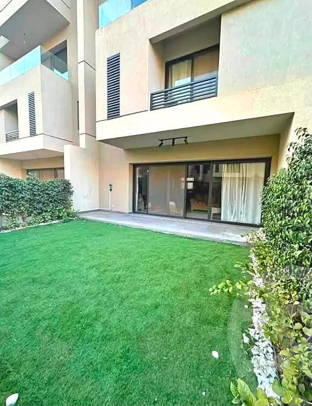 https://aqarmap.com.eg/ar/listing/7231367-for-sale-cairo-el-shorouk-compounds-al-burouj-compound-imkan