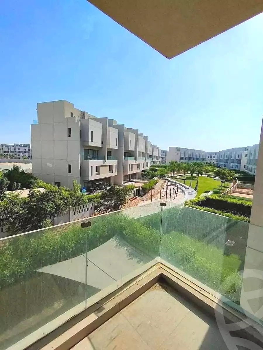 https://aqarmap.com.eg/ar/listing/7231367-for-sale-cairo-el-shorouk-compounds-al-burouj-compound-imkan