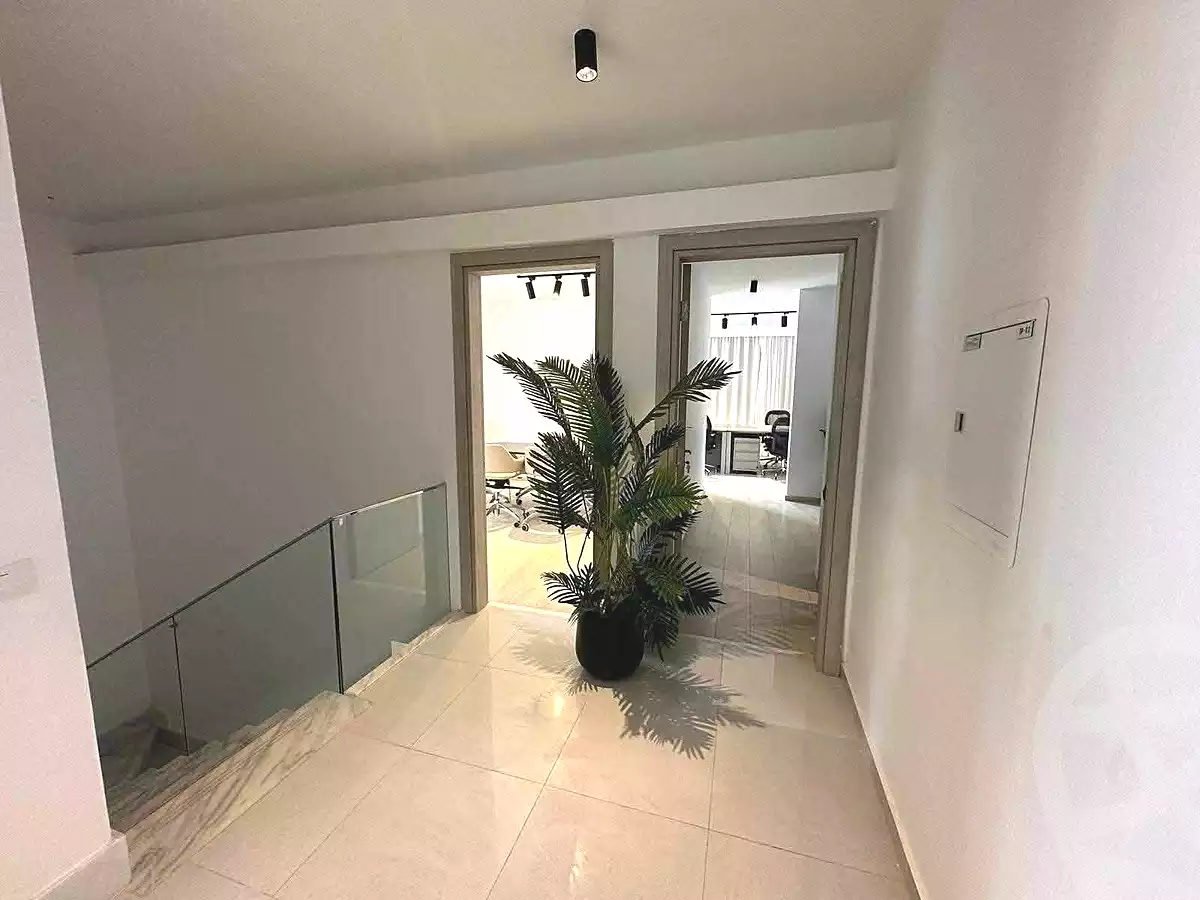 https://aqarmap.com.eg/ar/listing/7231351-for-sale-cairo-el-shorouk-compounds-al-burouj-compound-imkan