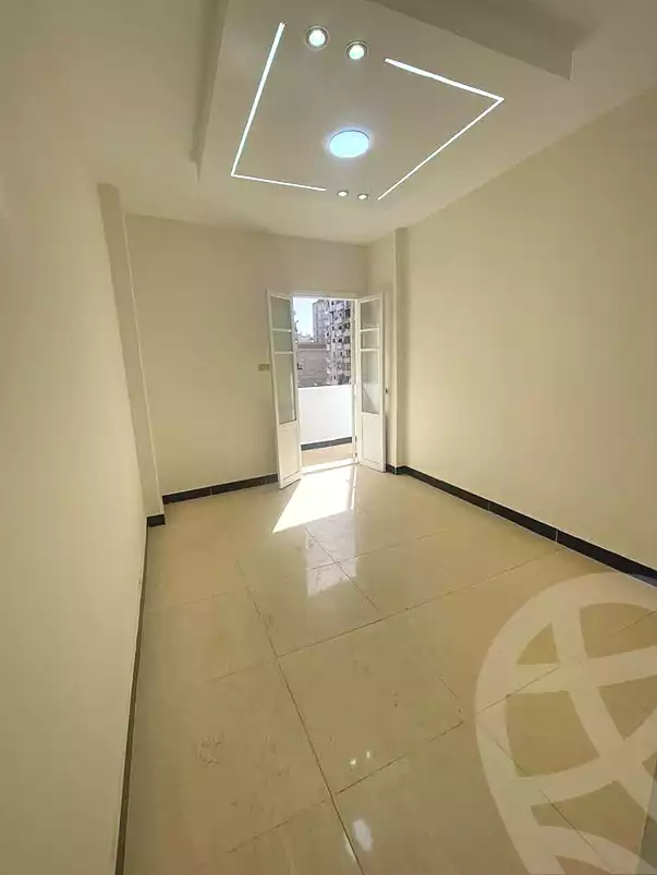 https://aqarmap.com.eg/en/listing/7232562-for-sale-alexandria-el-asafra-shr-45