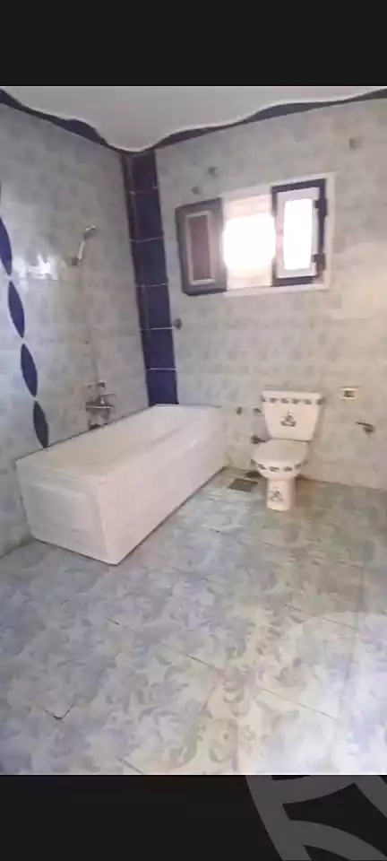 https://aqarmap.com.eg/ar/listing/7232999-for-sale-alexandria-al-agamy-lbytsh