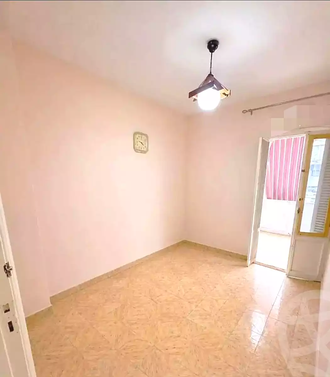 https://aqarmap.com.eg/en/listing/7233042-for-sale-alexandria-sydy-bshr-sydy-bshr-bhry-gamal-abd-el-nasir-st