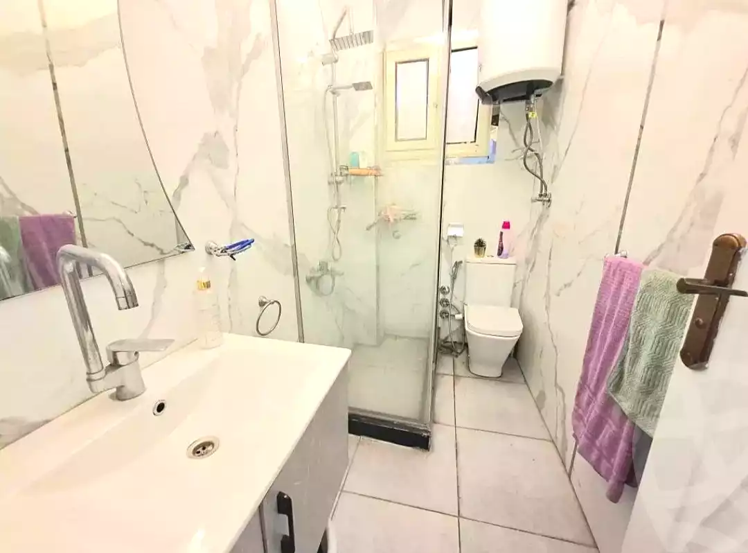 https://aqarmap.com.eg/ar/listing/7233060-for-sale-alexandria-sydy-bshr-sydy-bshr-bhry-el-shaikh-hussein-soliman-18-st