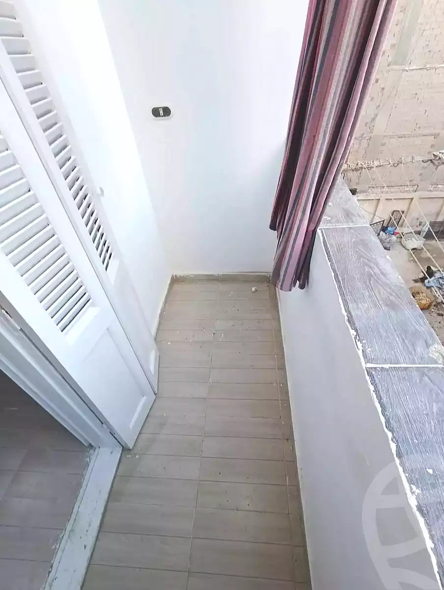 https://aqarmap.com.eg/en/listing/7233079-for-sale-alexandria-al-agamy-el-hanouvel-yathreb-st