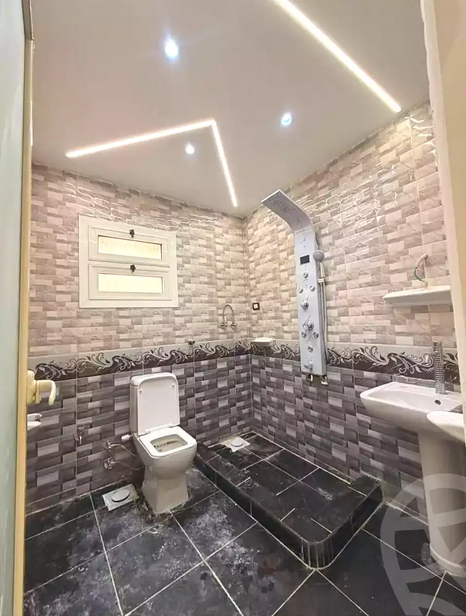 https://aqarmap.com.eg/en/listing/7233099-for-sale-alexandria-lsywf-el-falki
