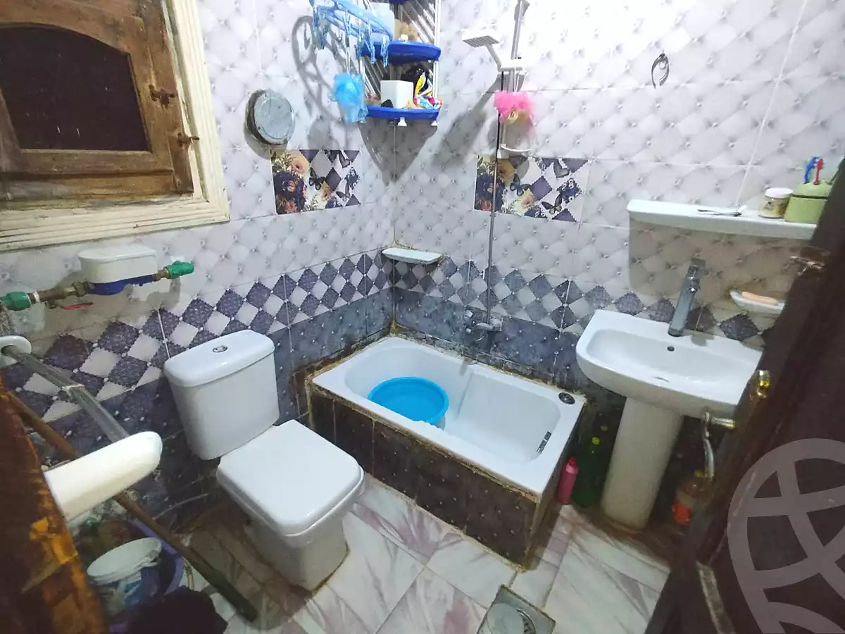 https://aqarmap.com.eg/ar/listing/7233200-for-sale-alexandria-al-agamy-el-hanouvel-kasr-al-quiri-st-1