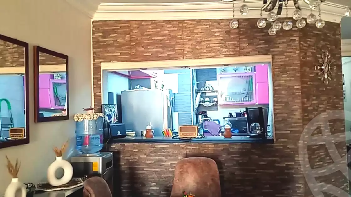 https://aqarmap.com.eg/ar/listing/7233272-for-sale-cairo-faisal-kafr-tohormos-queen-nazli-st