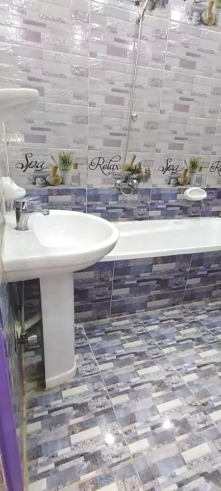 https://aqarmap.com.eg/ar/listing/7233429-for-sale-alexandria-al-agamy-el-hanouvel-el-kholafaa-el-rashdeen-st