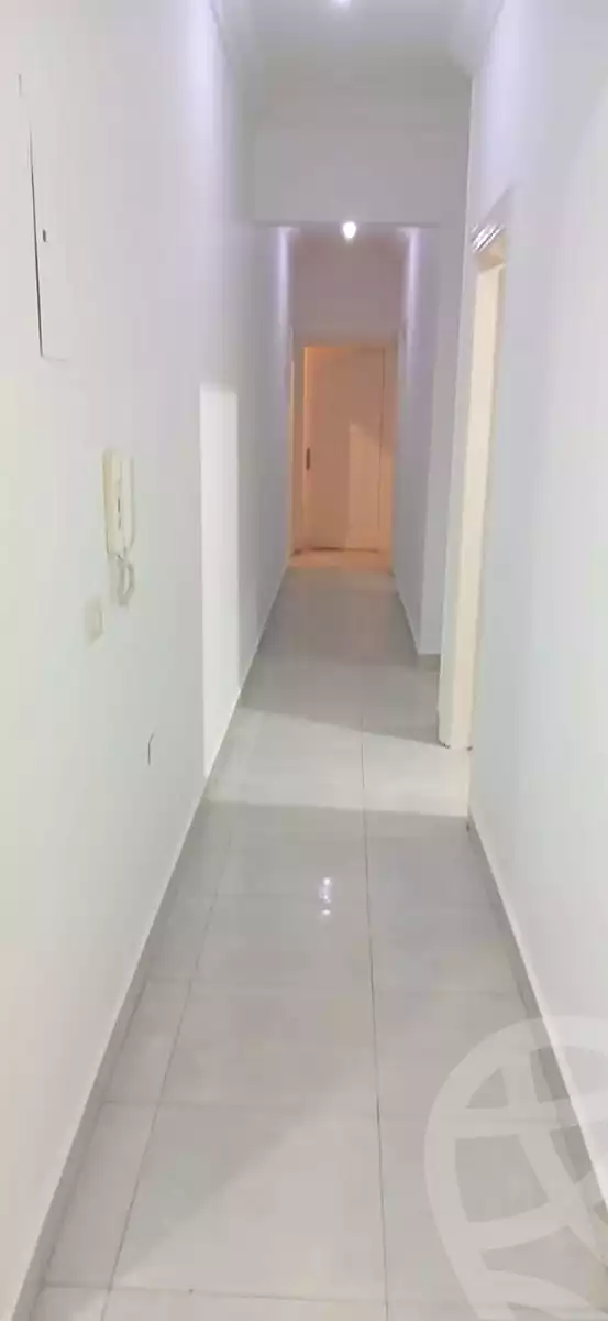 https://aqarmap.com.eg/ar/listing/7233485-for-rent-cairo-new-cairo-ganob-el-akadamiya-south-academy-h-salem-mohamed-moussa-st