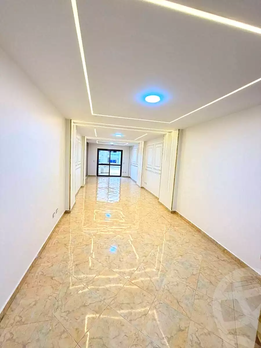 https://aqarmap.com.eg/ar/listing/7233671-for-sale-alexandria-sydy-bshr-sydy-bshr-bhry-shr-mhmwd-l-yswy