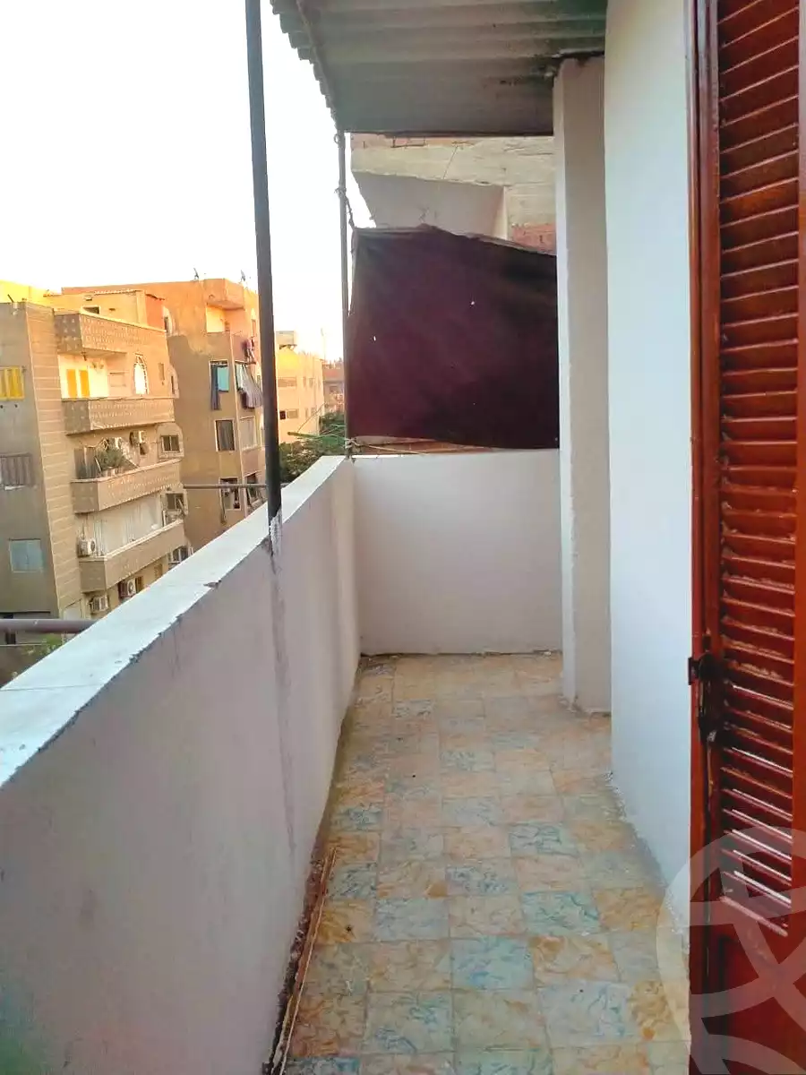https://aqarmap.com.eg/ar/listing/7233785-for-sale-cairo-helwan-el-shareaa-el-sharby-st