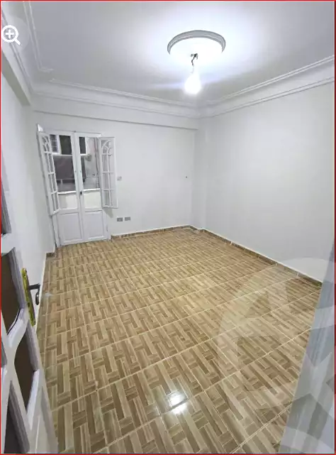 https://aqarmap.com.eg/ar/listing/7233850-for-sale-alexandria-lsywf-el-falki