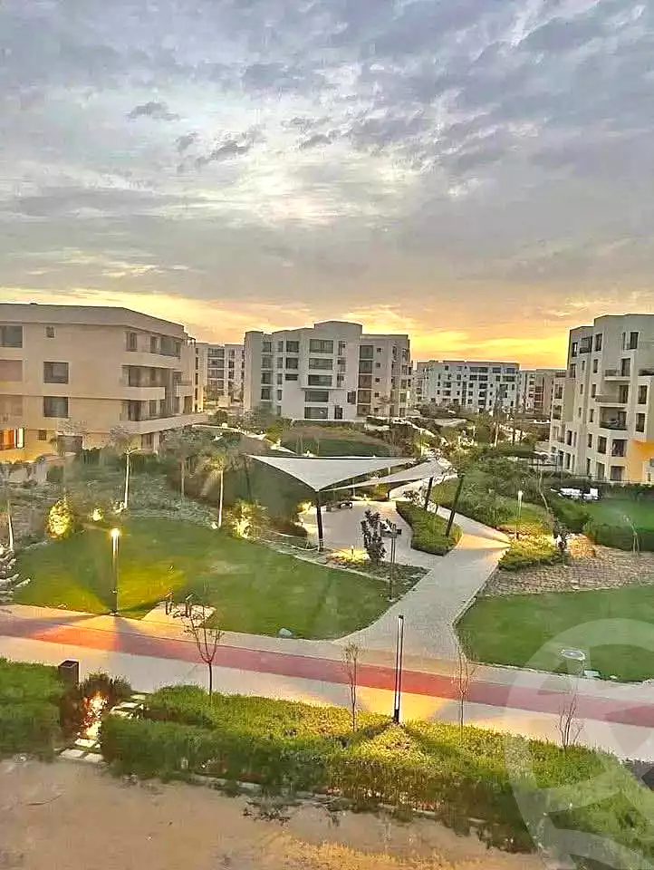 https://aqarmap.com.eg/en/listing/7233840-for-sale-cairo-6th-of-october-hadaeq-october-compounds-o-west-club-yard-o-west