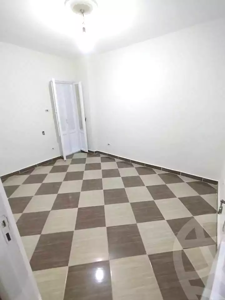 https://aqarmap.com.eg/en/listing/7234025-for-sale-alexandria-lsywf-el-falki