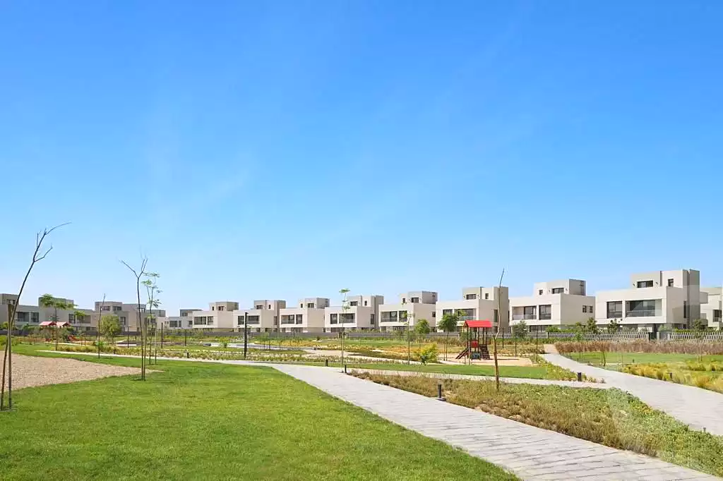 https://aqarmap.com.eg/ar/listing/7234117-for-sale-cairo-el-shorouk-compounds-al-burouj-compound-imkan