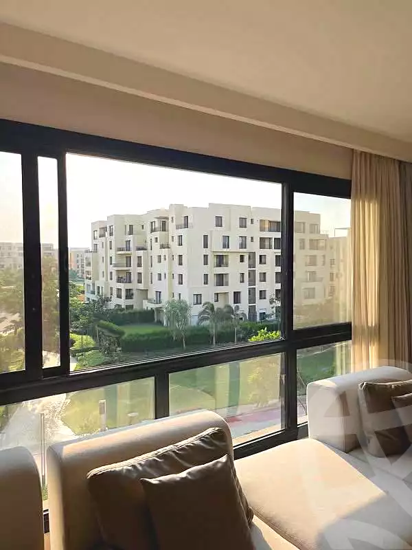 https://aqarmap.com.eg/ar/listing/7234149-for-sale-cairo-6th-of-october-hadaeq-october-compounds-o-west-club-yard-o-west