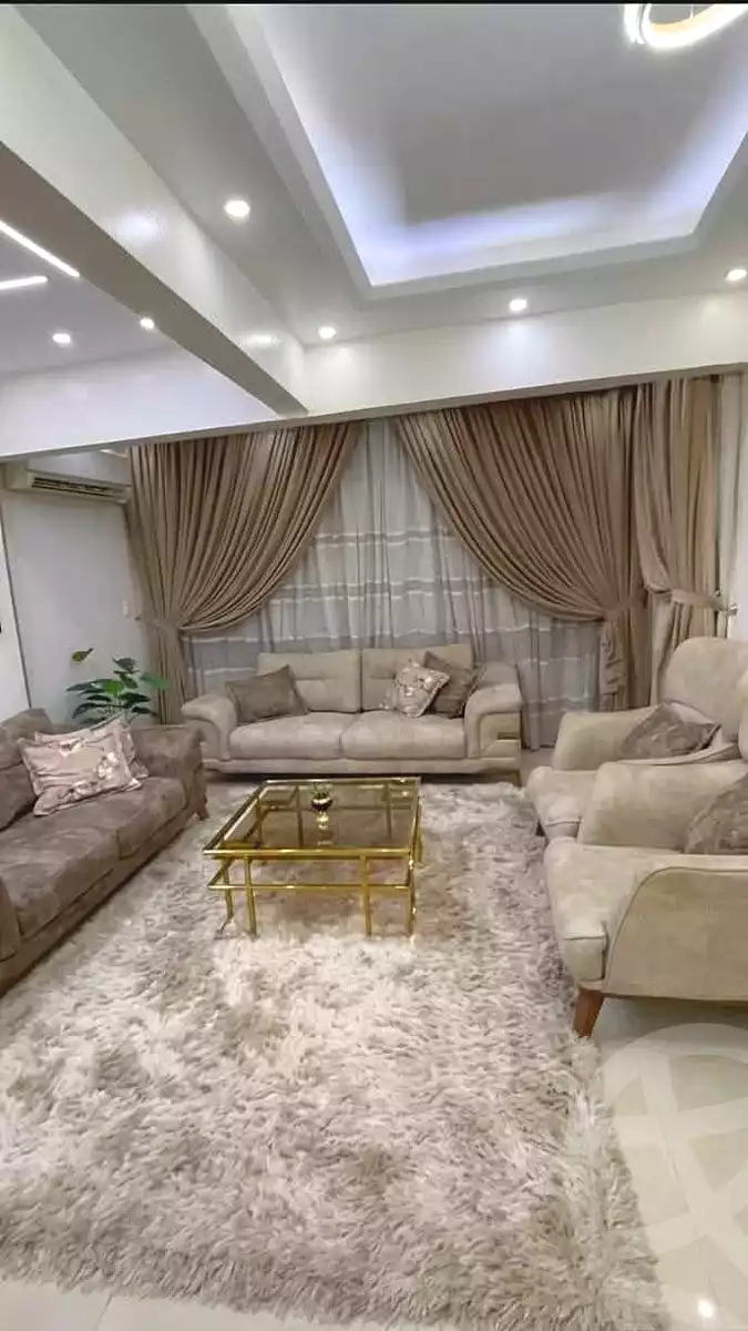 https://aqarmap.com.eg/ar/listing/7234558-for-sale-cairo-el-haram-shareaa-naser-el-thawrah