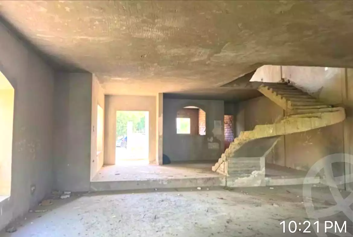 https://aqarmap.com.eg/en/listing/7234570-for-sale-cairo-new-cairo-compounds-golden-heights-1