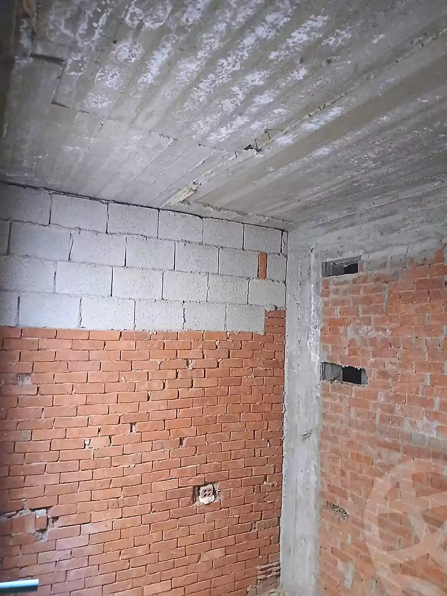 https://aqarmap.com.eg/ar/listing/7234800-for-sale-alexandria-el-asafra-shr-45