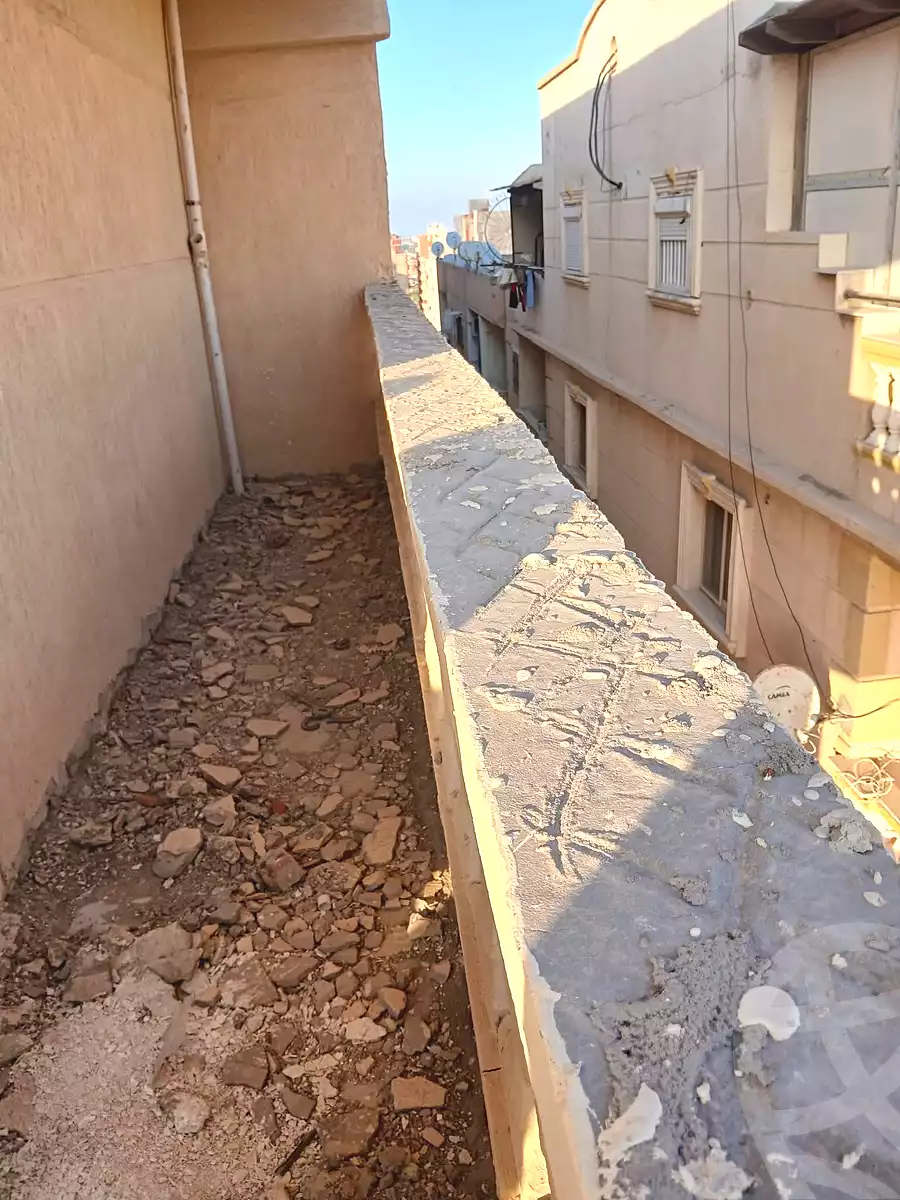 https://aqarmap.com.eg/ar/listing/7234800-for-sale-alexandria-el-asafra-shr-45
