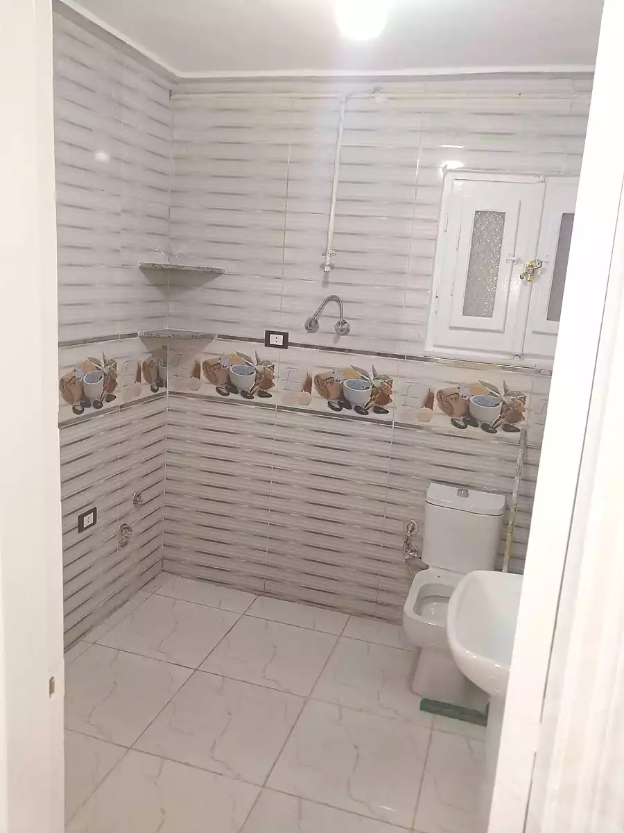 https://aqarmap.com.eg/ar/listing/7234877-for-sale-alexandria-al-agamy-el-hanouvel