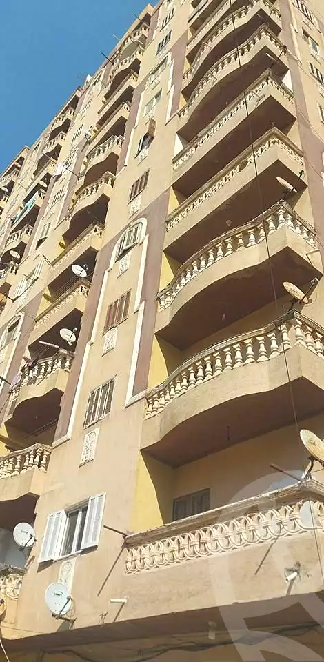 https://aqarmap.com.eg/en/listing/7234886-for-sale-alexandria-al-agamy-el-hanouvel-el-zahraa-city-st