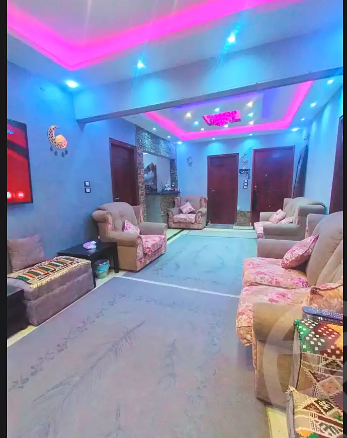 https://aqarmap.com.eg/ar/listing/7235041-for-sale-cairo-helwan-helwan-el-sharkeya-heidar-st