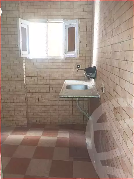 https://aqarmap.com.eg/en/listing/7235060-for-sale-alexandria-al-agamy-el-hanouvel
