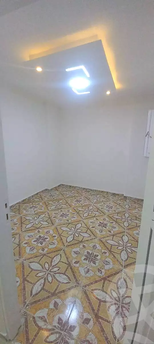 https://aqarmap.com.eg/ar/listing/7235180-for-sale-alexandria-el-asafra-shr-45