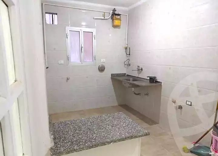 https://aqarmap.com.eg/en/listing/7235223-for-rent-alexandria-kafr-abdo