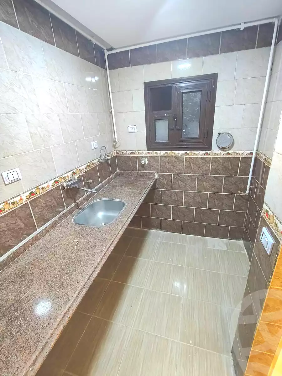 https://aqarmap.com.eg/ar/listing/7235301-for-sale-alexandria-sydy-bshr-shr-mlk-hfny