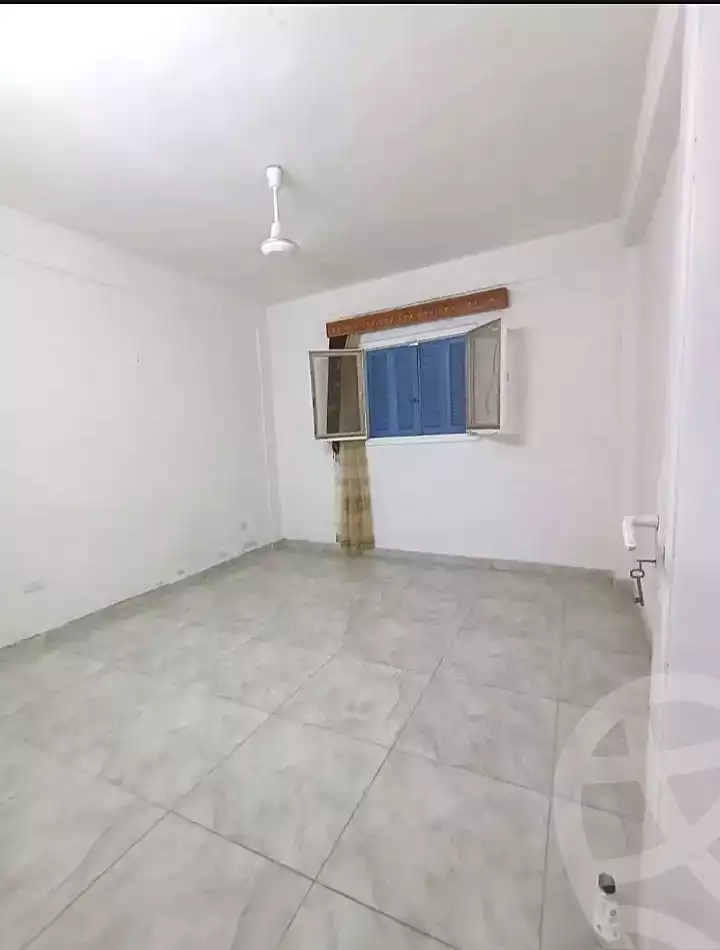 https://aqarmap.com.eg/ar/listing/7235333-for-rent-alexandria-al-agamy-lbytsh-al-samalehy-1-st
