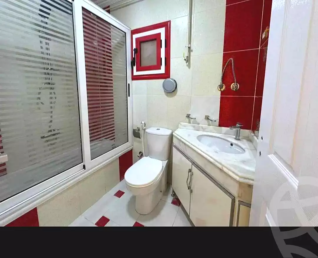 https://aqarmap.com.eg/ar/listing/7235488-for-sale-alexandria-sydy-bshr-sydy-bshr-bhry-shr-mhmwd-l-yswy