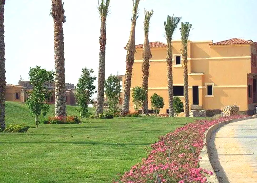 https://aqarmap.com.eg/en/listing/7236123-for-sale-cairo-new-cairo-compounds-kattameya-gardens