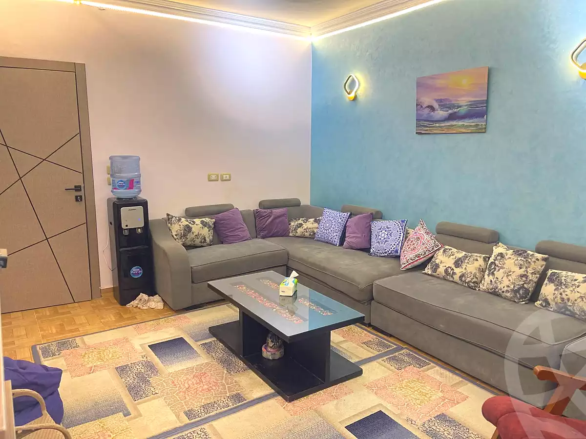 https://aqarmap.com.eg/ar/listing/7236396-for-sale-cairo-6th-of-october-hadaeq-october-compounds-el-fardoos-city