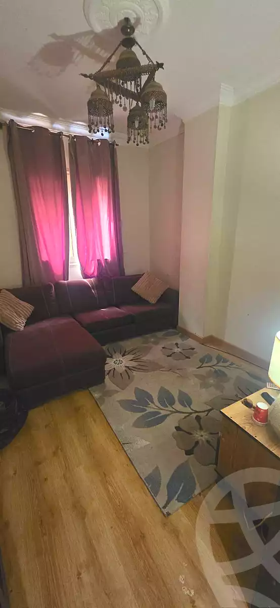 https://aqarmap.com.eg/en/listing/7236403-for-sale-cairo-6th-of-october-el-ahyaa-neighborhood-2nd-divided-from-al-kafrawei-st