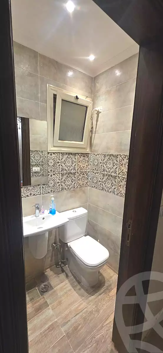 https://aqarmap.com.eg/en/listing/7236403-for-sale-cairo-6th-of-october-el-ahyaa-neighborhood-2nd-divided-from-al-kafrawei-st
