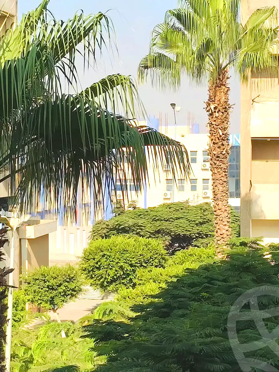 https://aqarmap.com.eg/en/listing/7236480-for-sale-cairo-el-sheikh-zayed-city-el-hay-elthaleth-lhy-lthlth