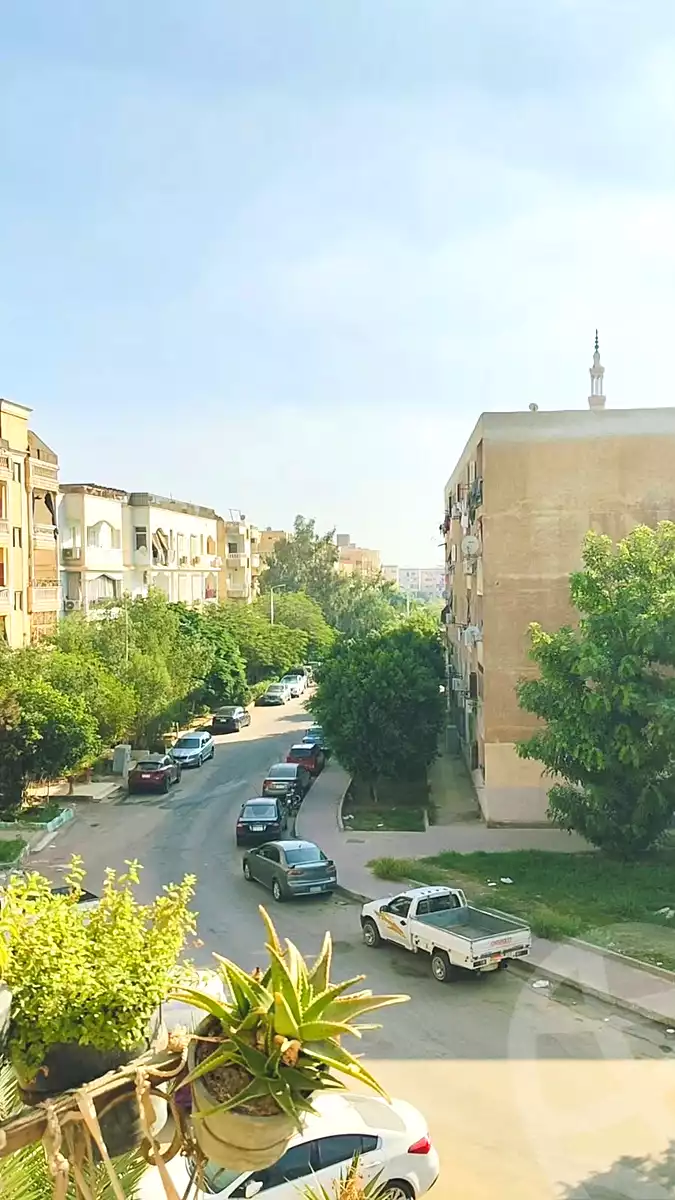 https://aqarmap.com.eg/en/listing/7236480-for-sale-cairo-el-sheikh-zayed-city-el-hay-elthaleth-lhy-lthlth