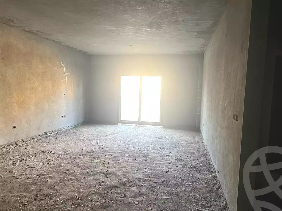 https://aqarmap.com.eg/en/listing/7236600-for-sale-cairo-el-sheikh-zayed-city-compounds-greens