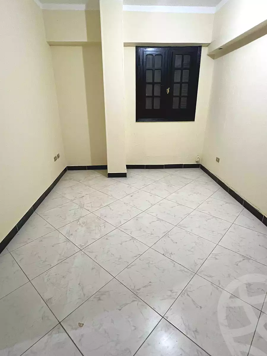 https://aqarmap.com.eg/ar/listing/7236588-for-rent-cairo-6th-of-october-el-ahyaa-neighborhood-4th-neighbourhood-1