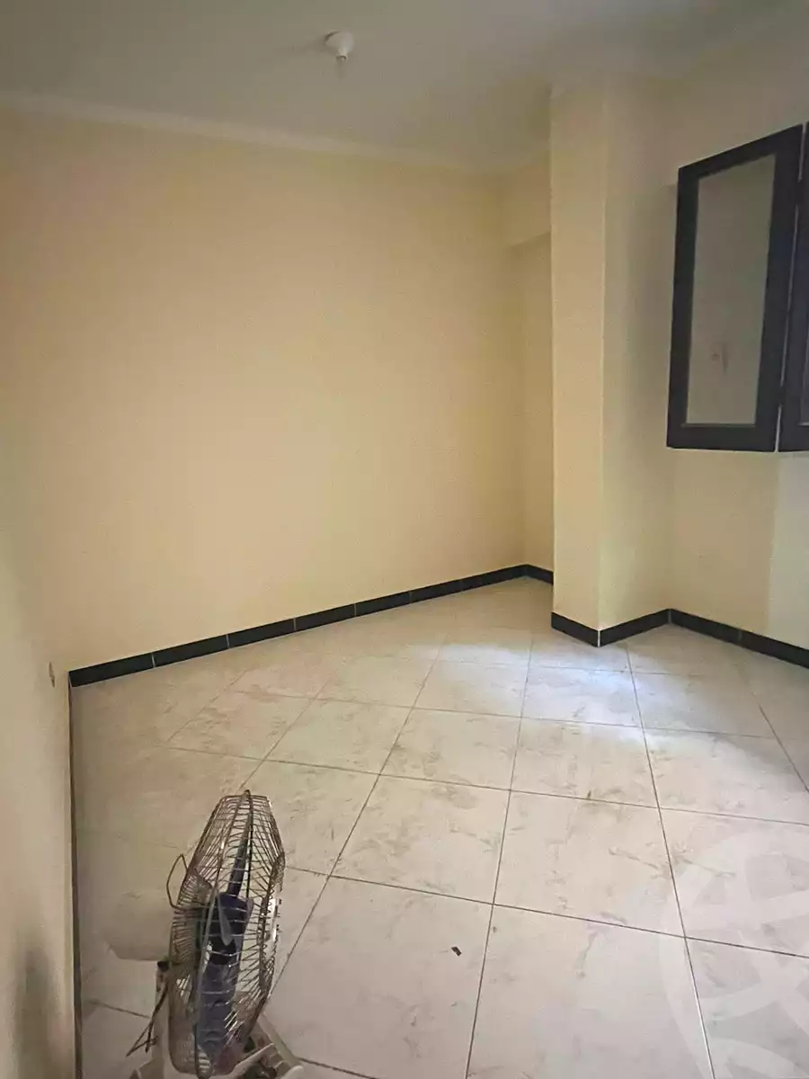 https://aqarmap.com.eg/ar/listing/7236588-for-rent-cairo-6th-of-october-el-ahyaa-neighborhood-4th-neighbourhood-1