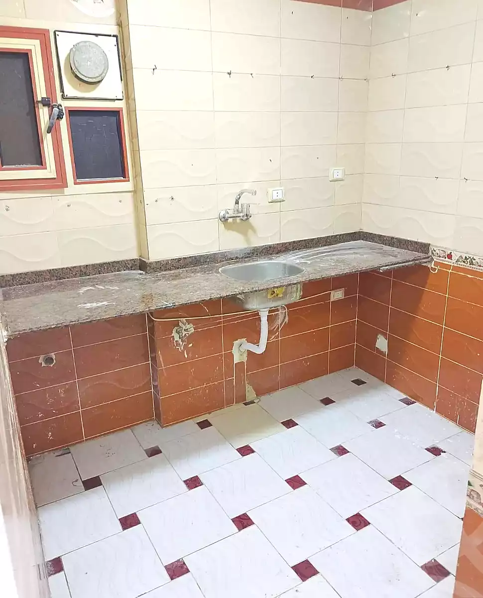 https://aqarmap.com.eg/en/listing/7236745-for-sale-alexandria-al-agamy-el-hanouvel