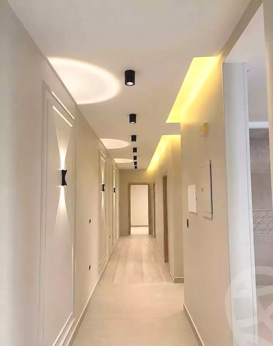 https://aqarmap.com.eg/ar/listing/7236758-for-sale-cairo-el-sheikh-zayed-city-el-hay-elthaleth-lhy-lthlth