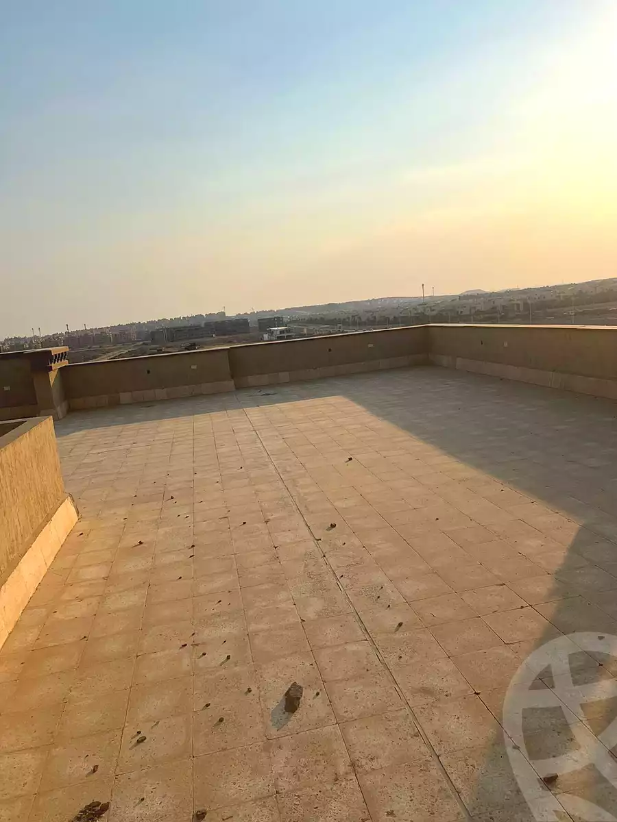 https://aqarmap.com.eg/ar/listing/7236767-for-sale-cairo-el-sheikh-zayed-city-compounds-greens